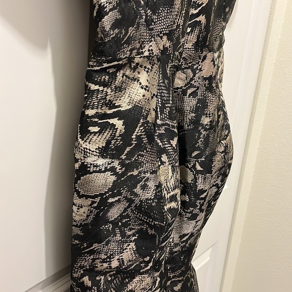 Zac Posen Python-Print Short Sleeve Dress - Picture 8 of 16